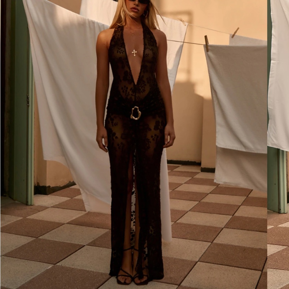 PLT Brown Sheet Lace Maxi Dress